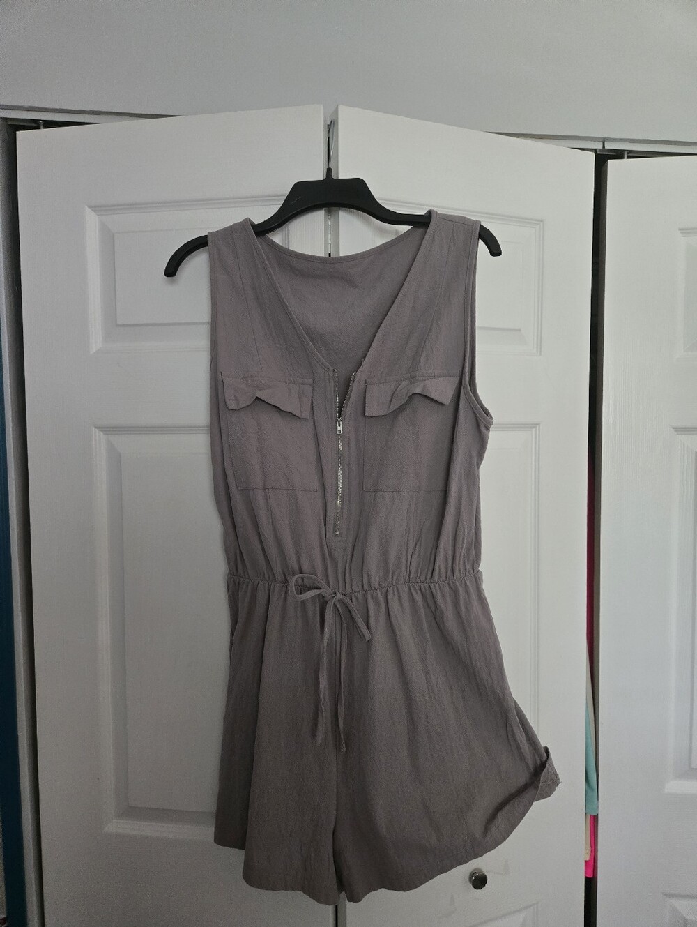 Sleeveless V-Neck Tie-Waist Romper in Taupe Gray